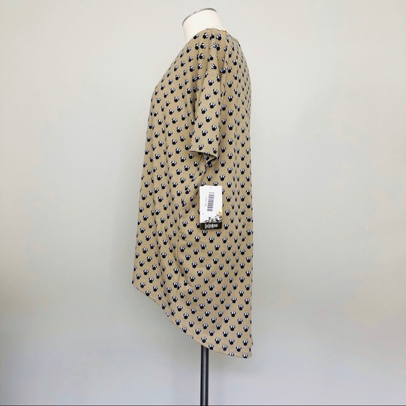 LULAROE - Classic Disney Mickey Mouse Irma Tunic - Picture 7 of 8